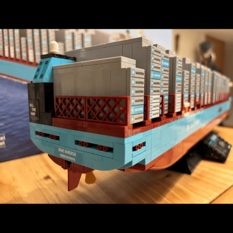 새로운 2026년형 이중 연료 컨테이너 선박 브릭 퍼즐 - Lego Set Technic 리뷰 및 가격